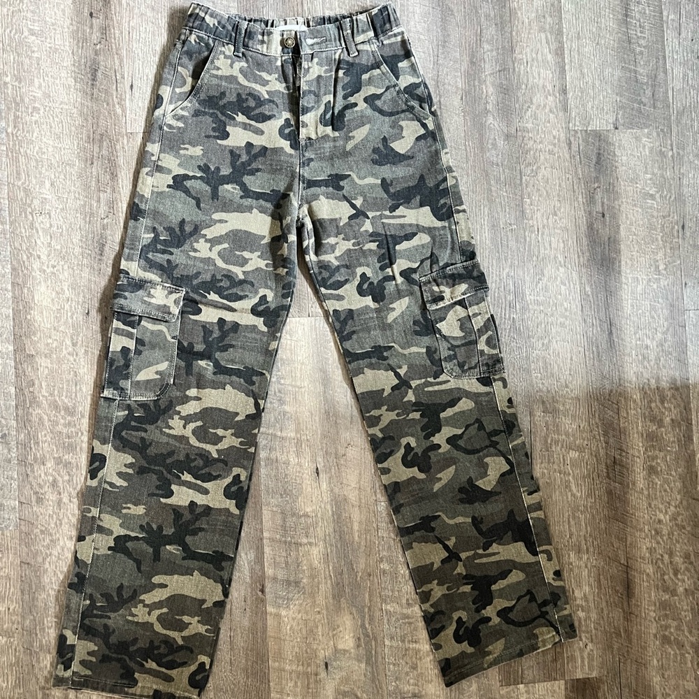 Adika cargo pants